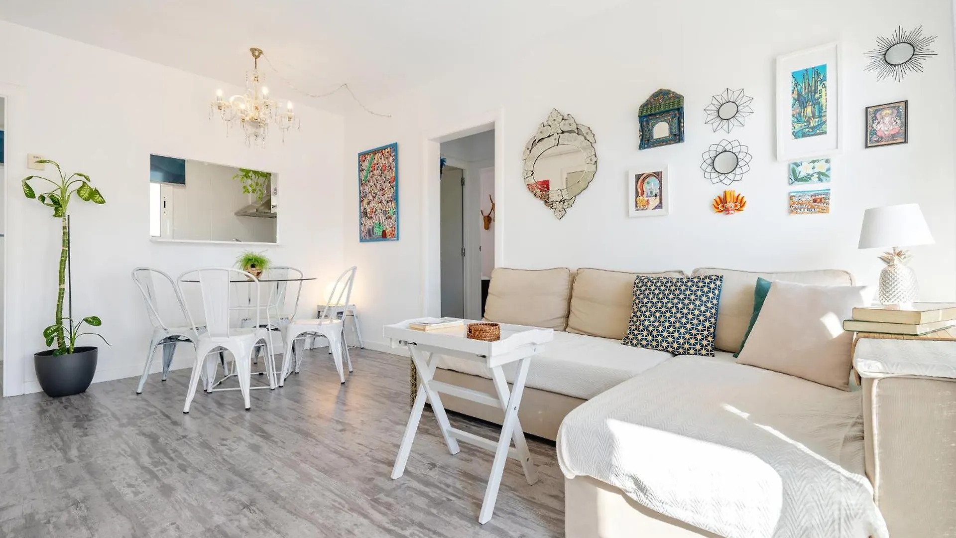 Hauzify I Apartament Zulu Cubelles