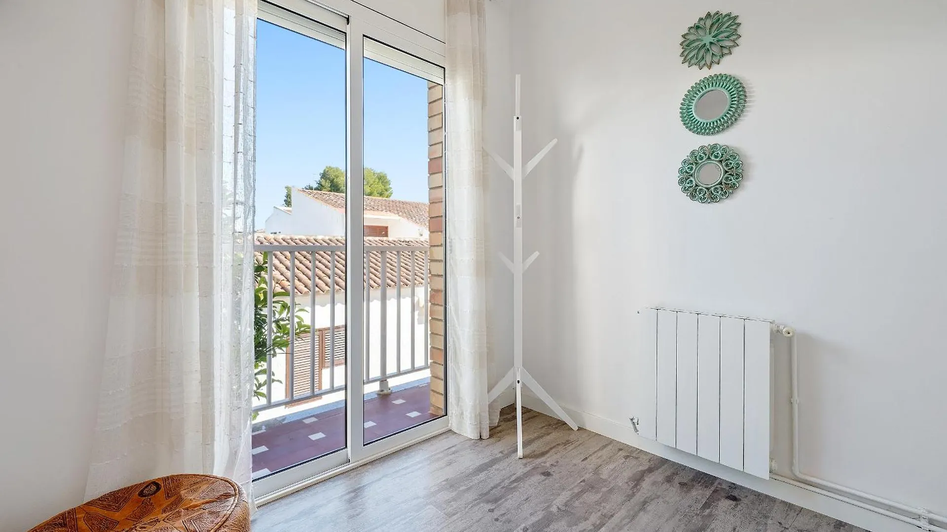 Hauzify I Apartament Zulu Cubelles Apartment