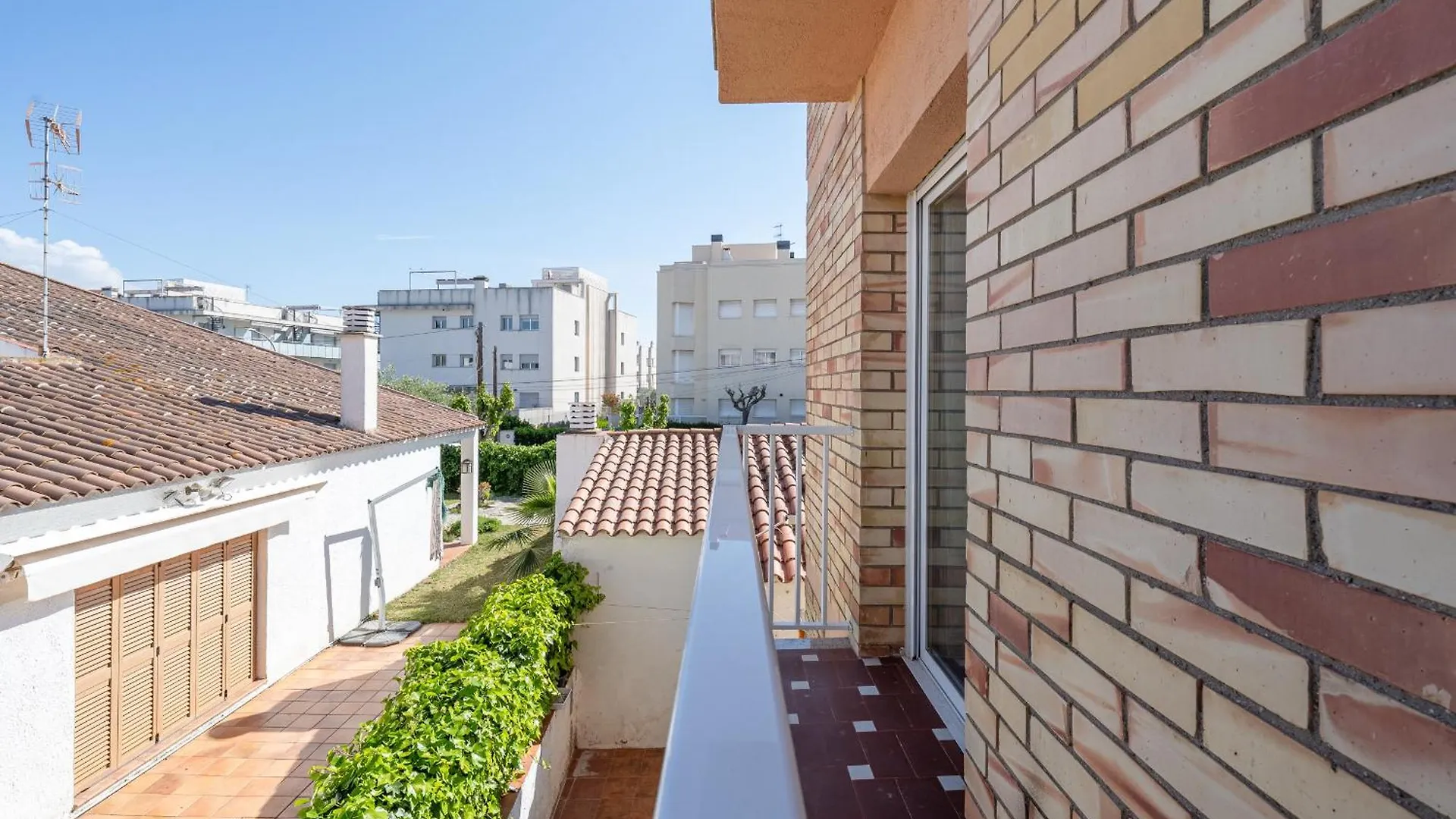 Hauzify I Apartament Zulu Cubelles